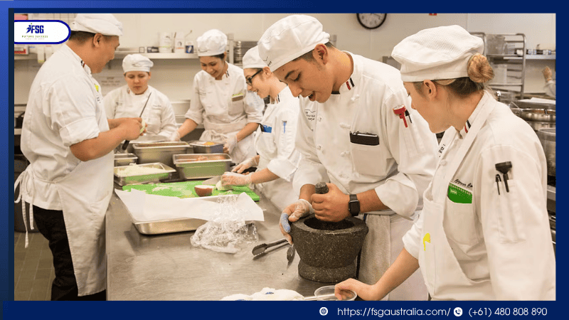 Các trường nổi tiếng tại Úc đào tạo nghề bếp chất lượng quốc tế và thực hành cao